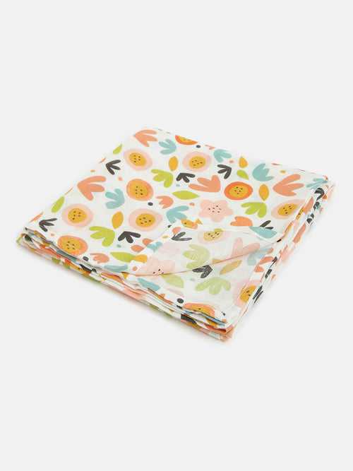 Berrytree Baby Swaddle / Wrap Blanket Leaves