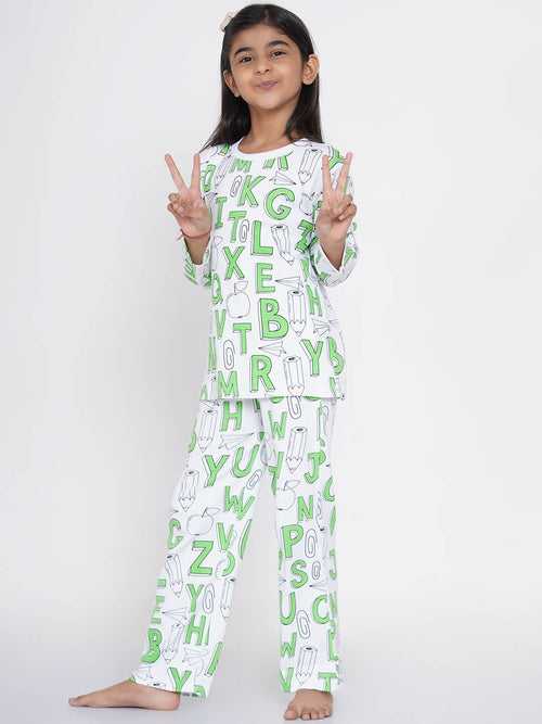 Berrytree Organic Cotton Night Suit Girls: Green Alphabets