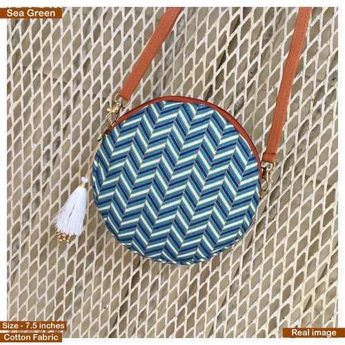 Sea Green Criss Cross Print Cute Round Sling - Small size