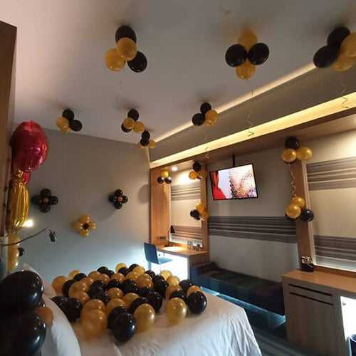 Room Decoration with Balloons
