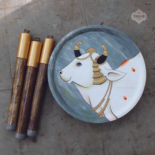 Hand-painted Peg table - Pichwai Cow