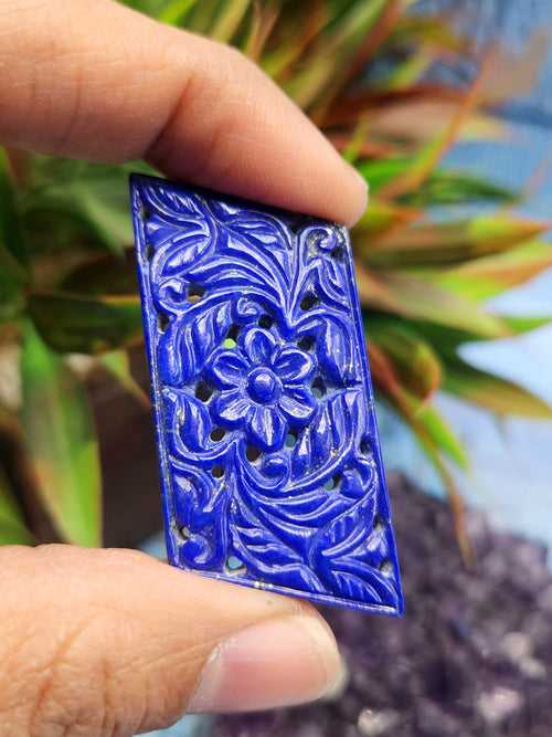 Lapis Lazuli Pendant in Mughal Floral Design - Capturing the Regal Essence of Timeless Beauty