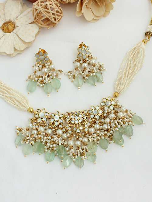 Nishvi Choker Necklace Set