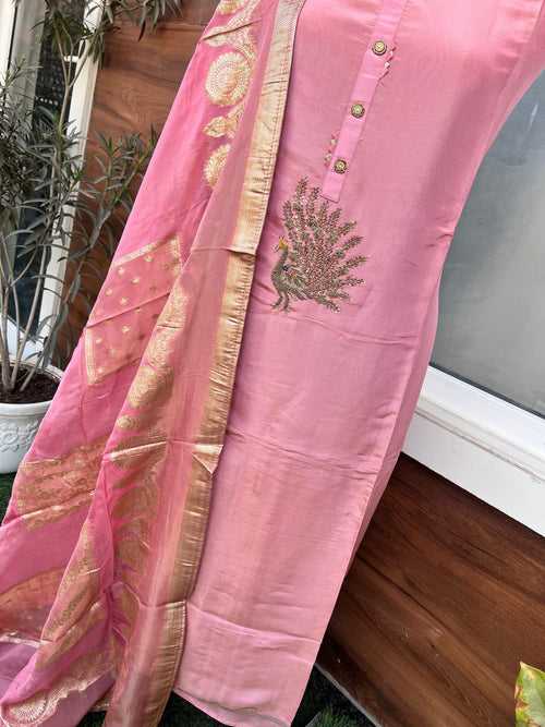 Pure Organza Suit With Hand Embroidery & Sequence Border Item No.014039