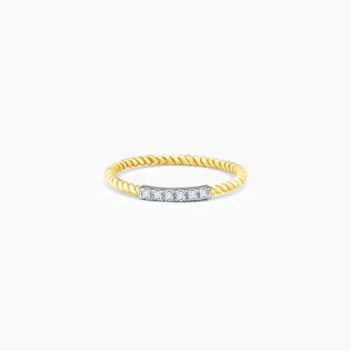 Gold Gracious Diamond Ring