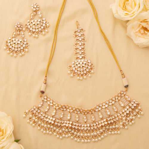 Zaina Pearl Kundan Set