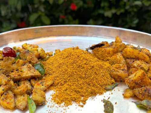 Idichu Pota Podi (Spicy Curry Masala)