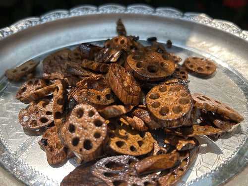 Thamarai Kizhangu Vathal (Sun-Dried Lotus Stem)