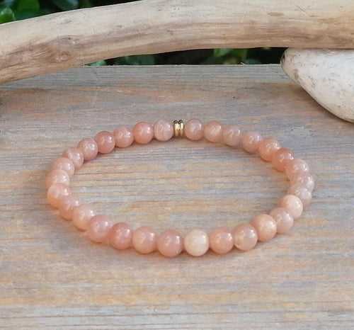 Natural Peach Moonstone Beaded Bracelet, Positive Energy, Love, Lythotherapy, Mediatation.