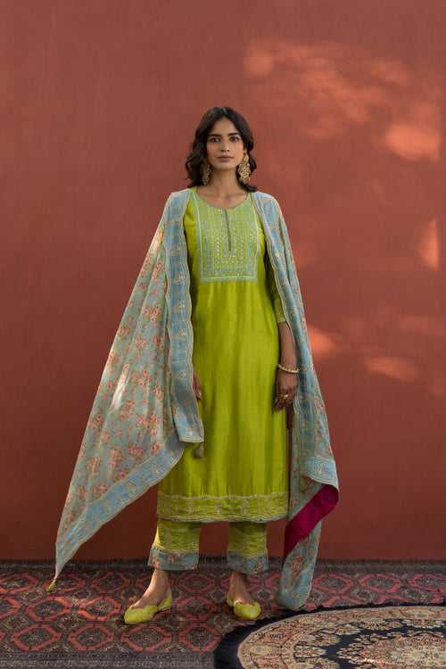 GULbagh- straight kurta, pant & dupatta