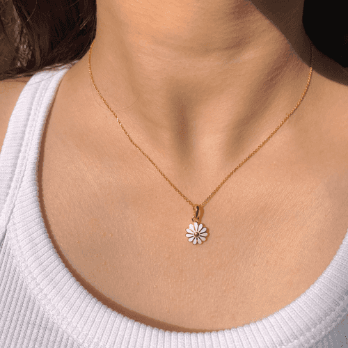 Daisy Pendant