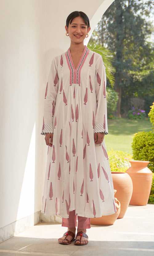 Iris Cotton Pink Leaf Boota V- Neck Only Kurta