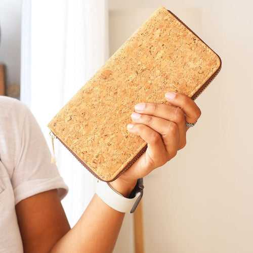 Classic Cork - Vegan leather natural cork clutch