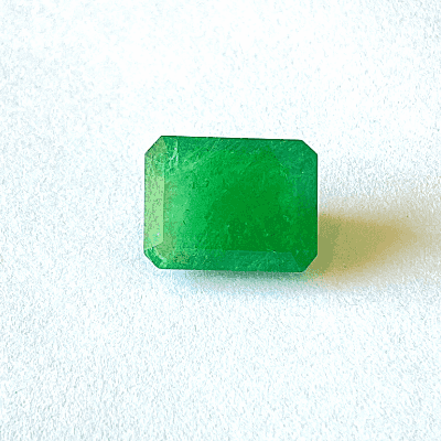 Emerald  (Panna) - 5.55 cts (Square cut)