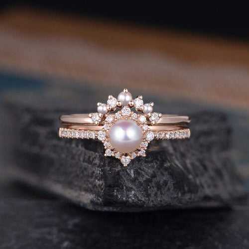 14Kt Gold Pearl, Chevron V Shaped Curved Natural Diamond Engagement/Wedding Ring