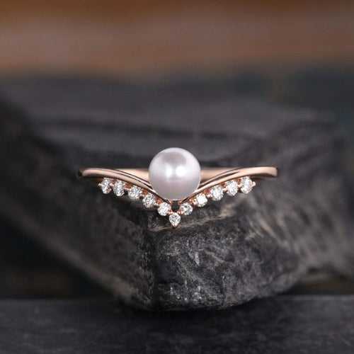 14Kt Gold Pearl Chevron V Shaped Curved Natural Diamond Engagement/Wedding Ring