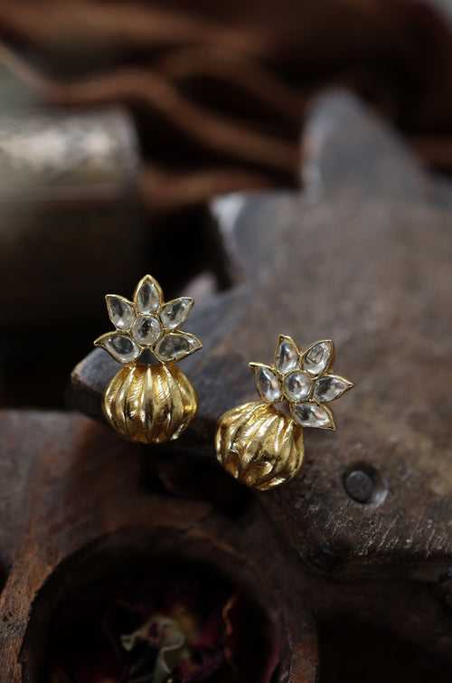 Aashi Kalash Silver Earrings