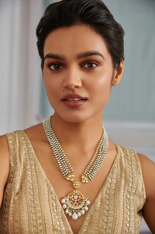 Suhana Kundan And Pearls Necklace