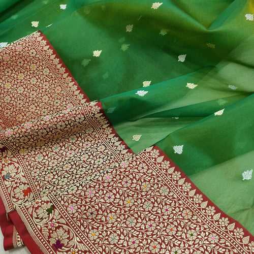 Green Color Pure Kora Silk Handwoven Banarasi Saree