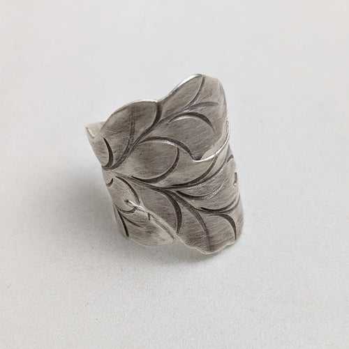 Leaf ring