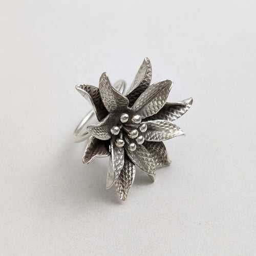 Flower ring