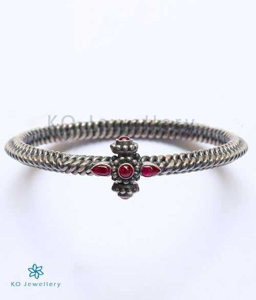 The Golusu Antique Silver Openable Bracelet (Oxidised/Size/2.8)