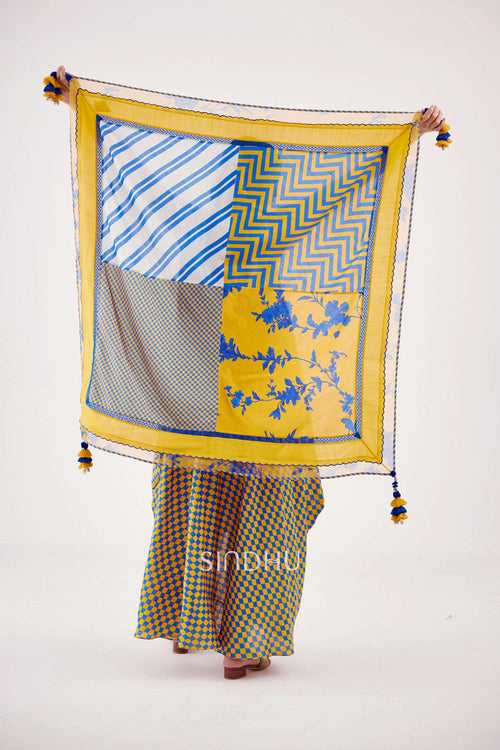 RTS- Thiti Square Scarf