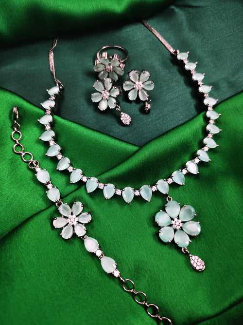 N01162_Grand Lovely designer Silver polished choker Necklace Set+Ring+Bracelet embellished with American diamond stones with delicate Rama Green Stones work.