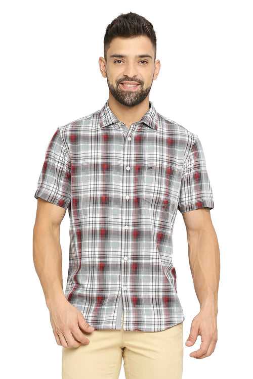 Slim Fit Cotton Polyester Twill Checks Halfsleeves Shirt