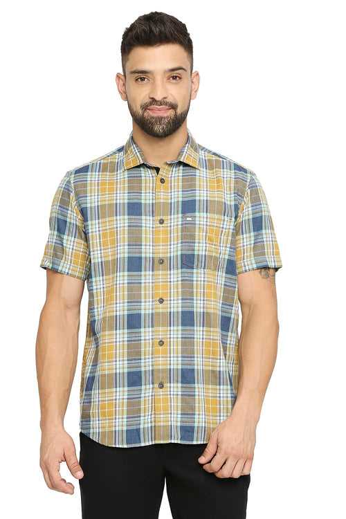 Slim Fit Cotton Polyester Twill Checks Halfsleeves Shirt