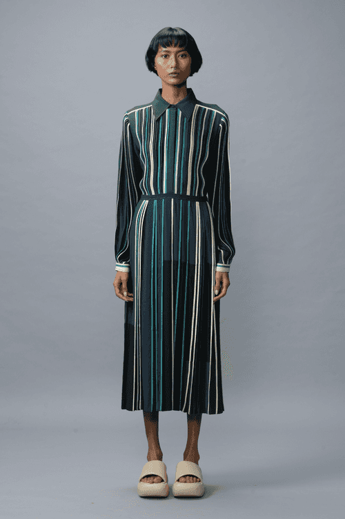 Multibinding shirt dress with colorblock