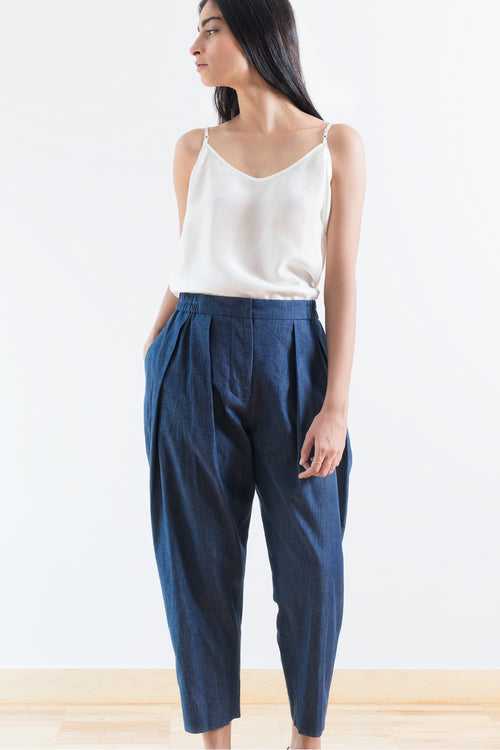 Relaxed Pleat Front Pant