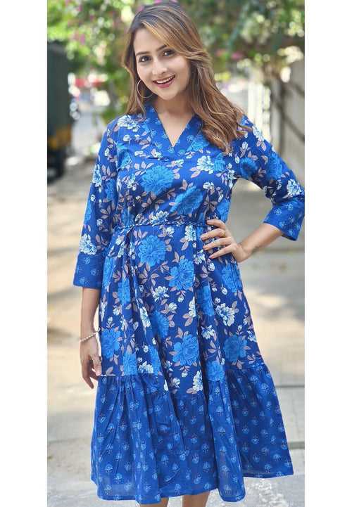 Blue Cotton V -neck printed Knee Length Collar Frock with 3/4th Sleeves
