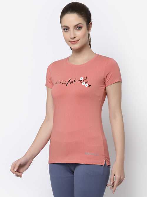 Round Neck Placement Print T-Shirt - Strawberry Ice