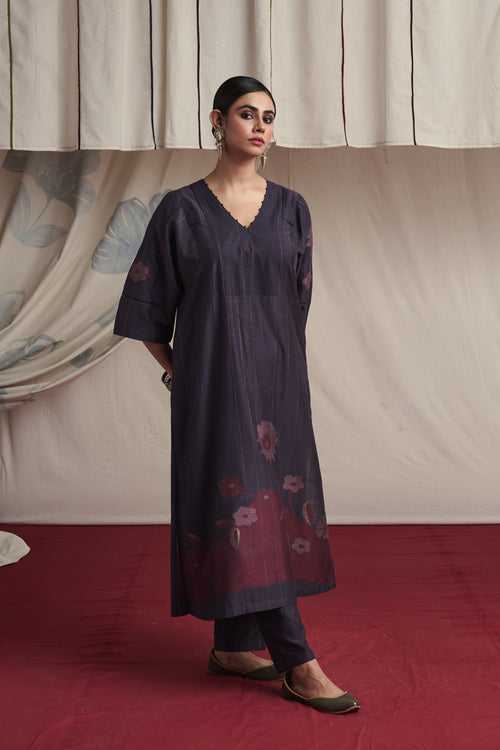 Charcoal hand woven silk and khadi cotton jamdani Aiza kurta set.