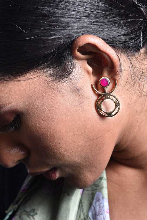 Sigil pink stone brass earrings