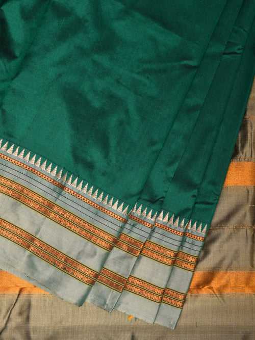 Green Narayanpet Silk Handloom Plain Saree with Contrast Pallu Design No Blouse np0830