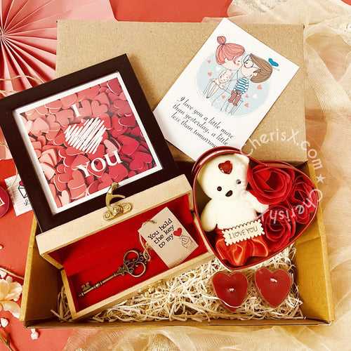Key To My Heart Hamper - Valentine Day Gift for Girls Boys Girlfriend Boyfriend Husband Wife