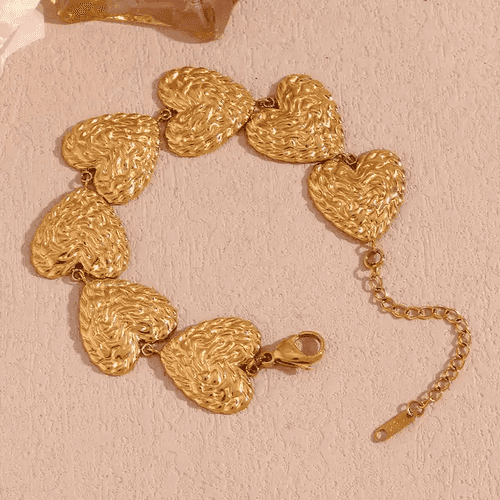 18KT Gold Plated Velvet Heart Bracelet