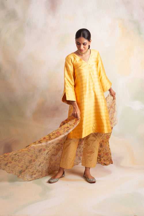 MUSTARD GAURI KURTA WITH PANTS AND ODHANI SET