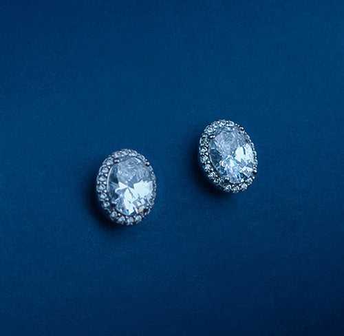 Livia Oval 925 Silver Studs