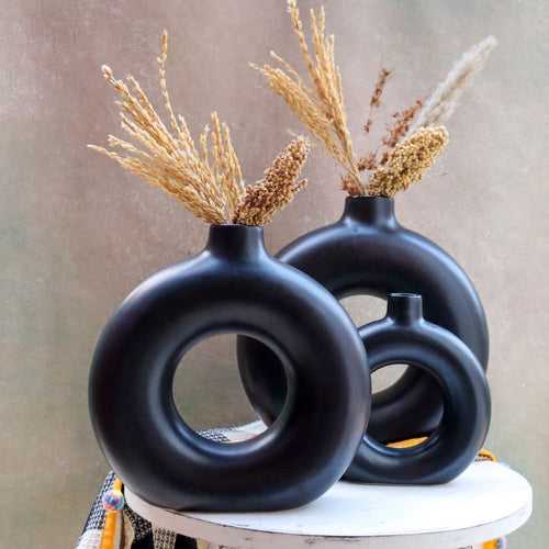 Donut Vase- Black
