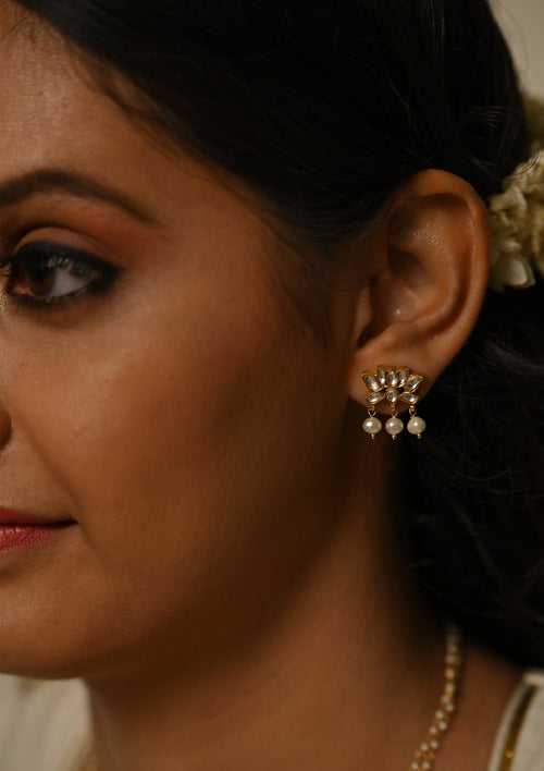 Pearl Kumuda Earrings