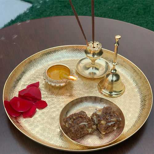 Chatai textured pooja thali in nickle finish with 4 accessories