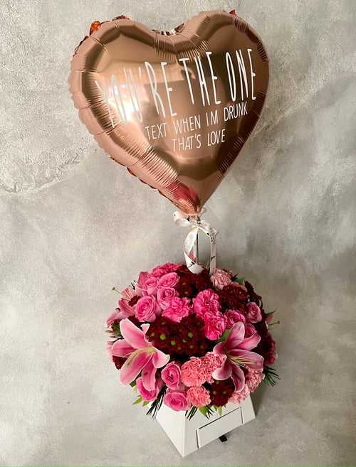 Love Blooms with customisable heart foil balloon in paper box