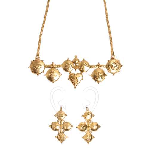 Tatva Gold Necklace Set