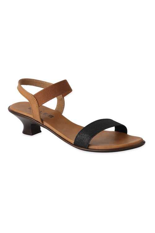 SOLES Black Kitten Heels - Classic Elegance