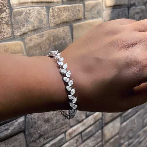 Pear Diamond Half bracelet