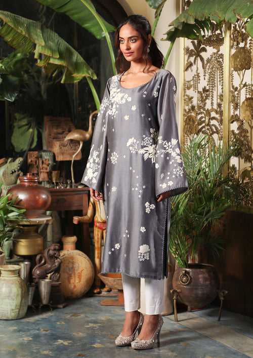 Zubaida Kurta