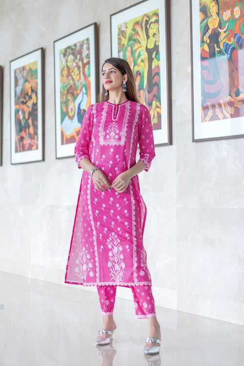 Dhara Fuchsia Kurta Set